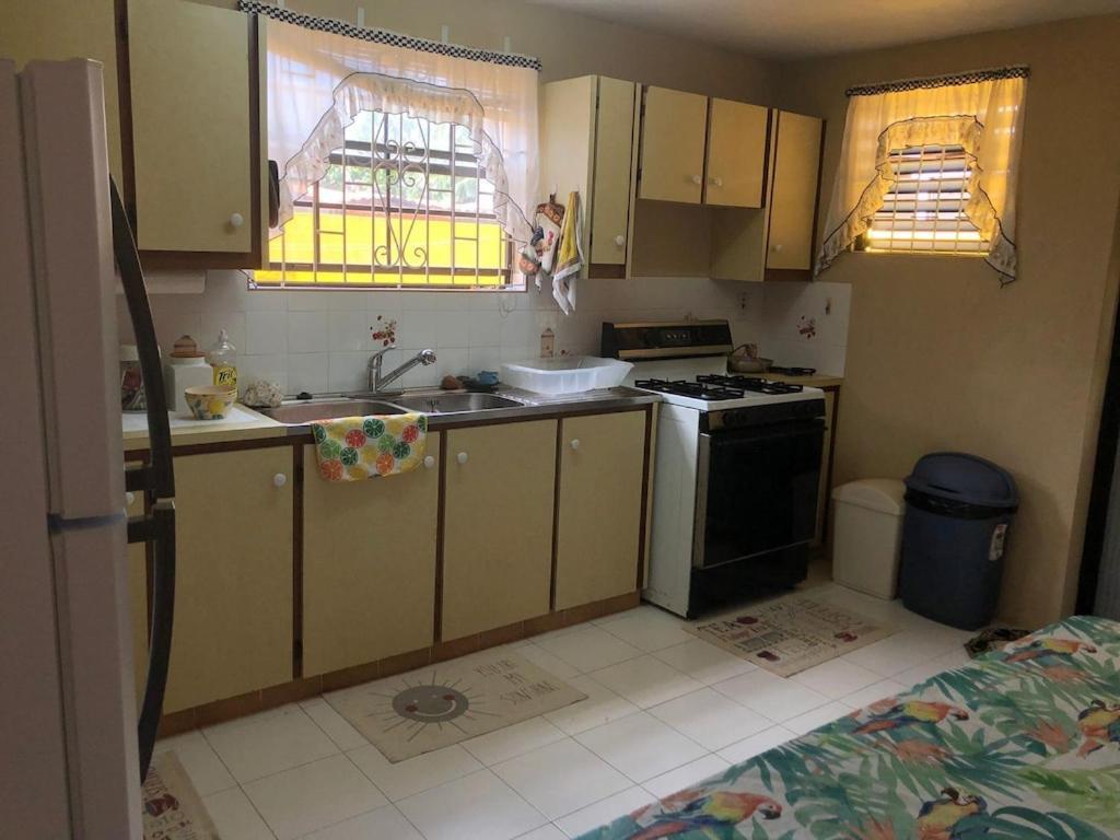 Villa Donamae 2 Story Barbados House Bridgetown Exterior foto