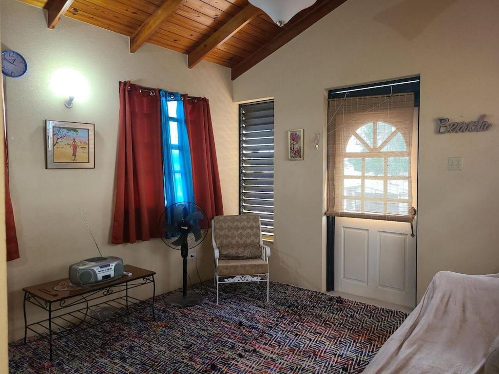 Villa Donamae 2 Story Barbados House Bridgetown Exterior foto